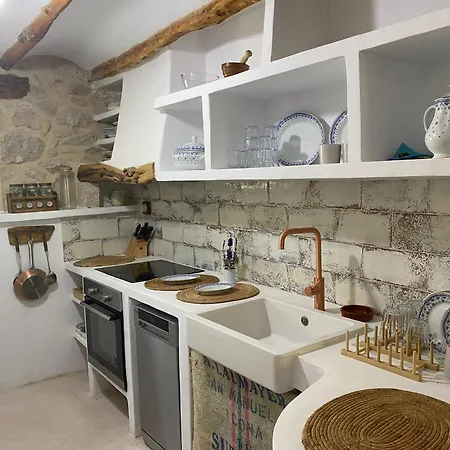 El Masico Rural Alpesi faház *